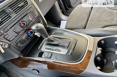 Позашляховик / Кросовер Audi Q5 2010 в 