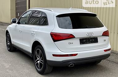 Внедорожник / Кроссовер Audi Q5 2013 в 