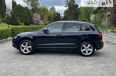 Внедорожник / Кроссовер Audi Q5 2010 в Тернополе