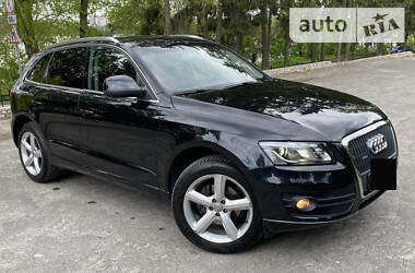 Внедорожник / Кроссовер Audi Q5 2010 в Тернополе