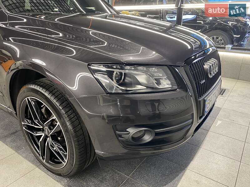 Позашляховик / Кросовер Audi Q5 2011 в Одесі