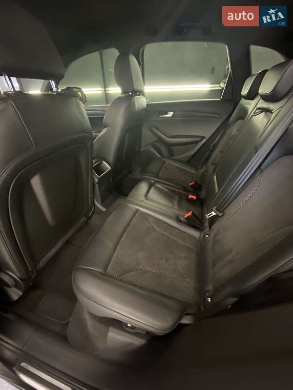 Позашляховик / Кросовер Audi Q5 2011 в Одесі