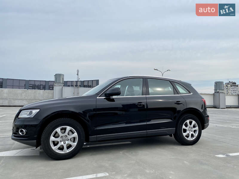 Внедорожник / Кроссовер Audi Q5 2013 в Киеве