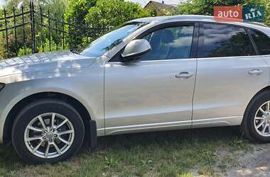 Внедорожник / Кроссовер Audi Q5 2010 в 
