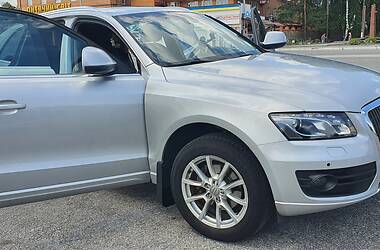 Внедорожник / Кроссовер Audi Q5 2010 в 