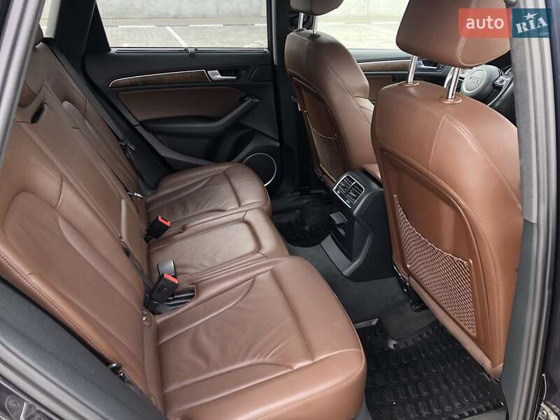 Внедорожник / Кроссовер Audi Q5 2015 в Киеве