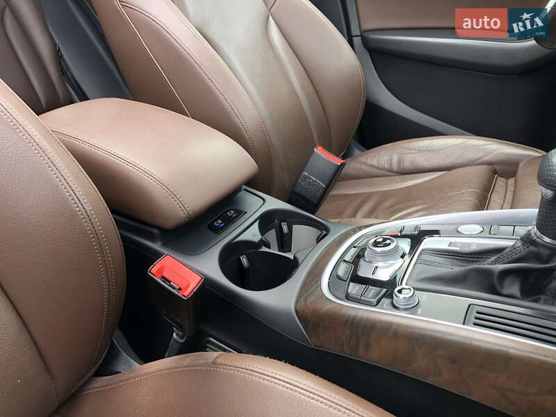 Внедорожник / Кроссовер Audi Q5 2015 в Киеве