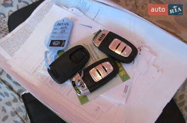 Позашляховик / Кросовер Audi Q5 2014 в 
