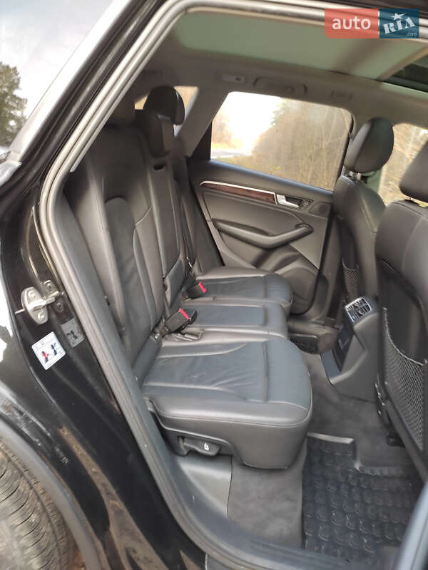 Внедорожник / Кроссовер Audi Q5 2015 в Луцке