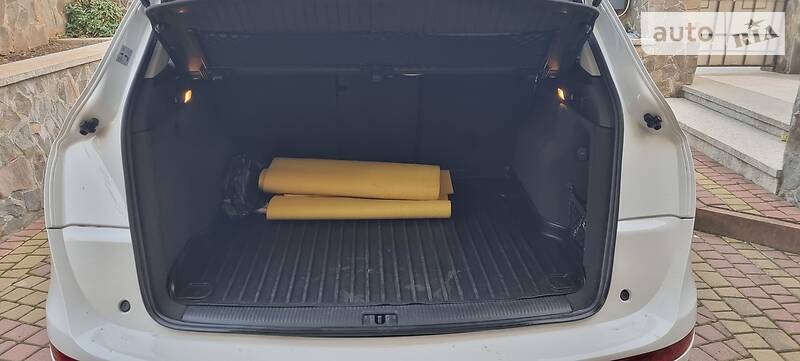 Внедорожник / Кроссовер Audi Q5 2014 в Черновцах