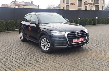 Позашляховик / Кросовер Audi Q5 2018 в Львові