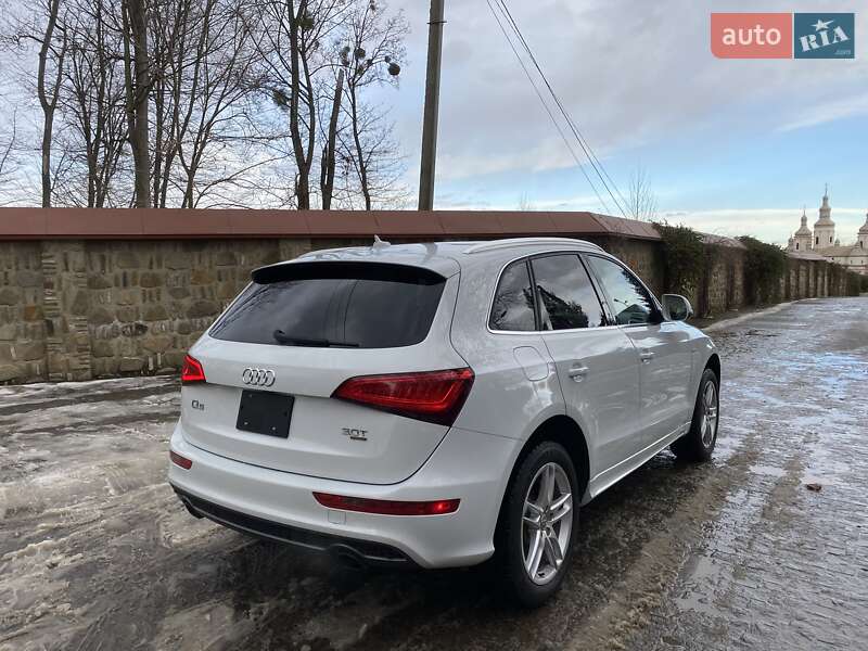 Внедорожник / Кроссовер Audi Q5 2014 в Черновцах
