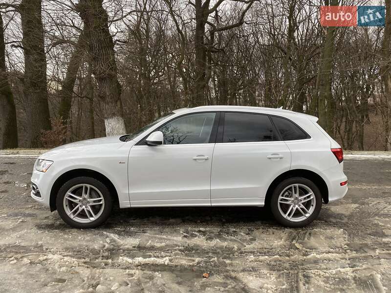 Внедорожник / Кроссовер Audi Q5 2014 в Черновцах