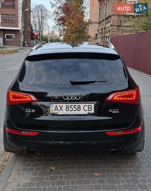 Позашляховик / Кросовер Audi Q5 2011 в Києві