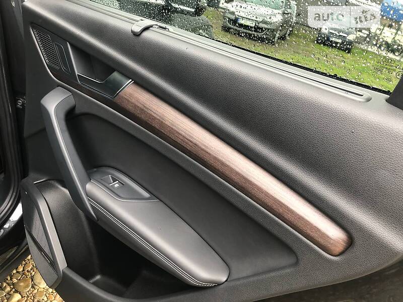 Внедорожник / Кроссовер Audi Q5 2021 в Львове фото 44 Внедорожник / Кроссовер Audi Q5 2021 в Львове