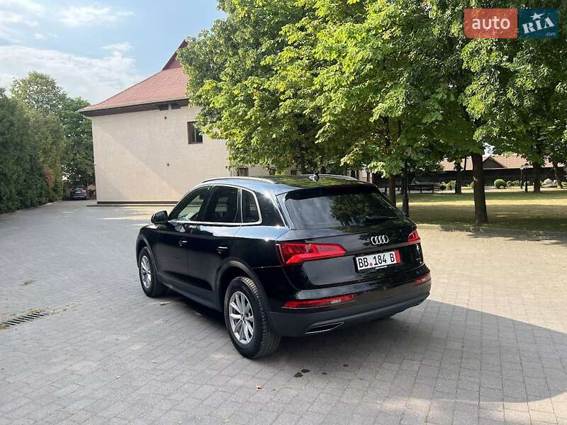 Внедорожник / Кроссовер Audi Q5 2019 в Ивано-Франковске