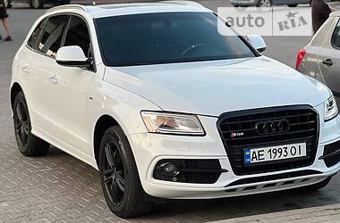 Внедорожник / Кроссовер Audi Q5 2016 в Днепре