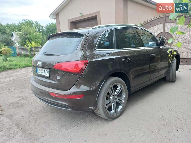 Внедорожник / Кроссовер Audi Q5 2012 в Лозовой