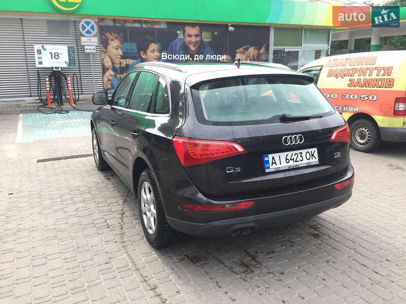 Внедорожник / Кроссовер Audi Q5 2011 в Киеве