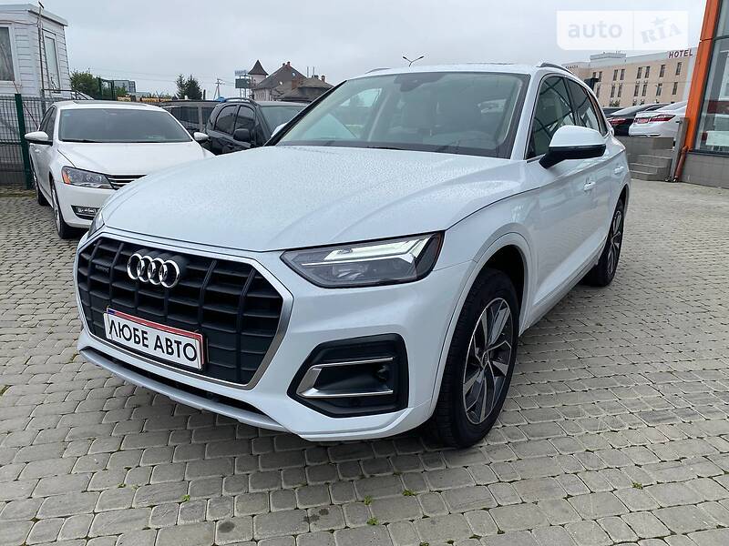 Позашляховик / Кросовер Audi Q5 2021 в Львові