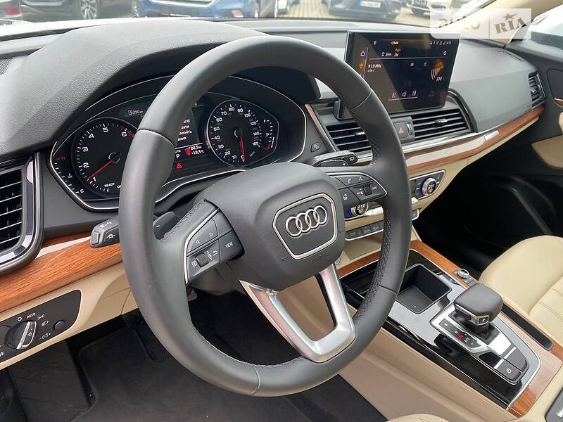 Позашляховик / Кросовер Audi Q5 2021 в Львові