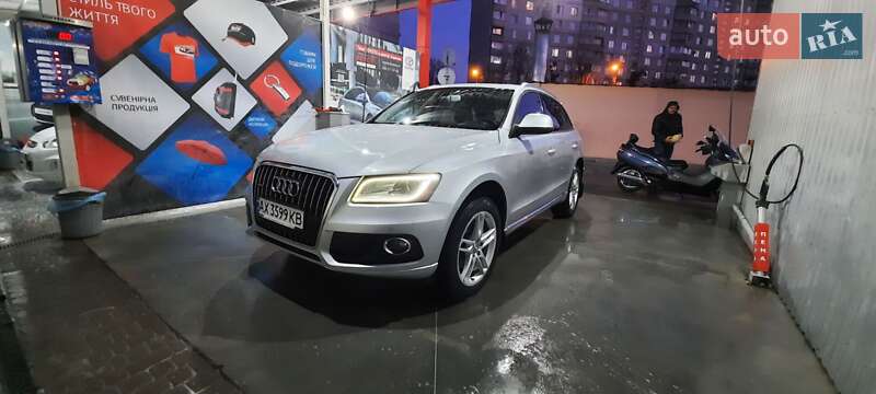 Внедорожник / Кроссовер Audi Q5 2013 в Харькове
