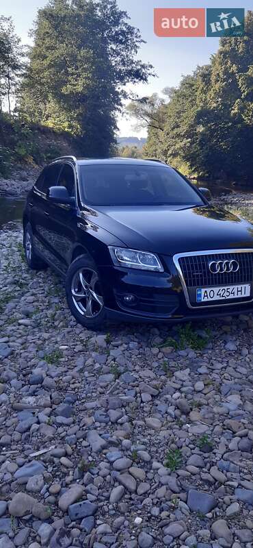 Внедорожник / Кроссовер Audi Q5 2012 в Ужгороде