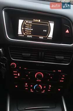 Внедорожник / Кроссовер Audi Q5 2012 в 