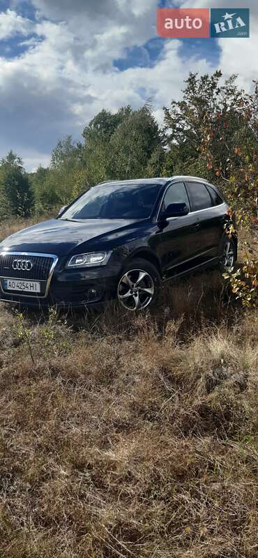 Внедорожник / Кроссовер Audi Q5 2012 в Ужгороде