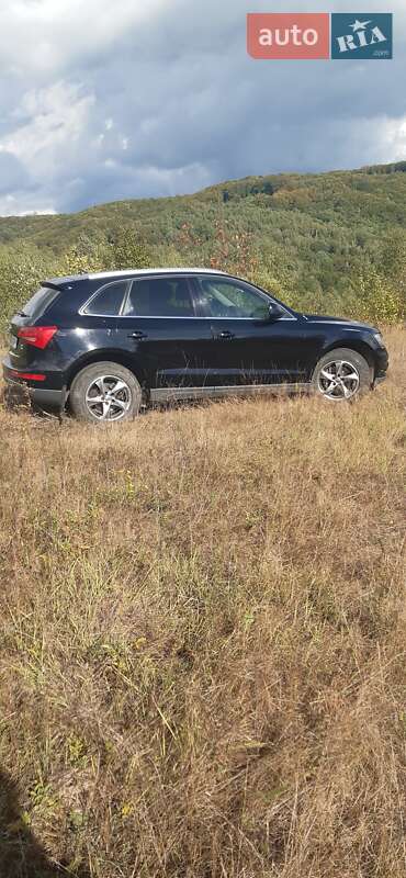Внедорожник / Кроссовер Audi Q5 2012 в Ужгороде