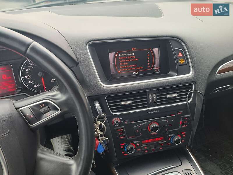 Внедорожник / Кроссовер Audi Q5 2010 в Запорожье