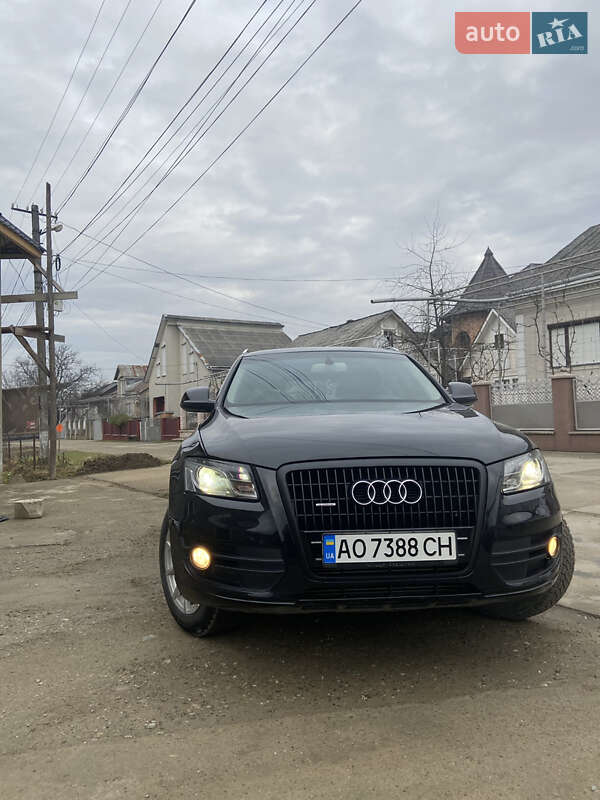 Внедорожник / Кроссовер Audi Q5 2012 в Тячеве