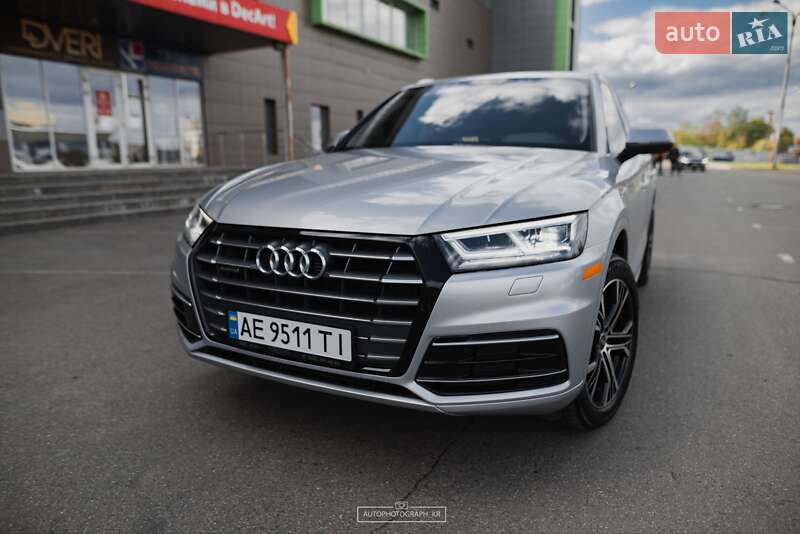 Внедорожник / Кроссовер Audi Q5 2018 в Кривом Роге