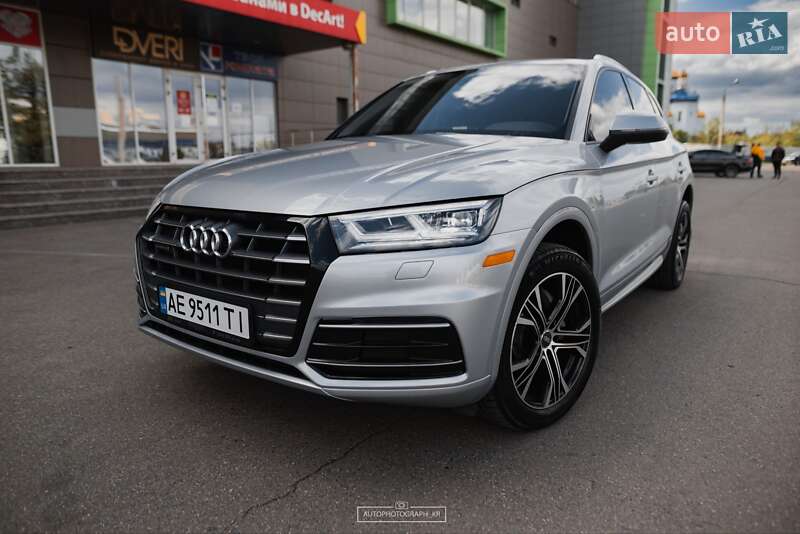 Внедорожник / Кроссовер Audi Q5 2018 в Кривом Роге