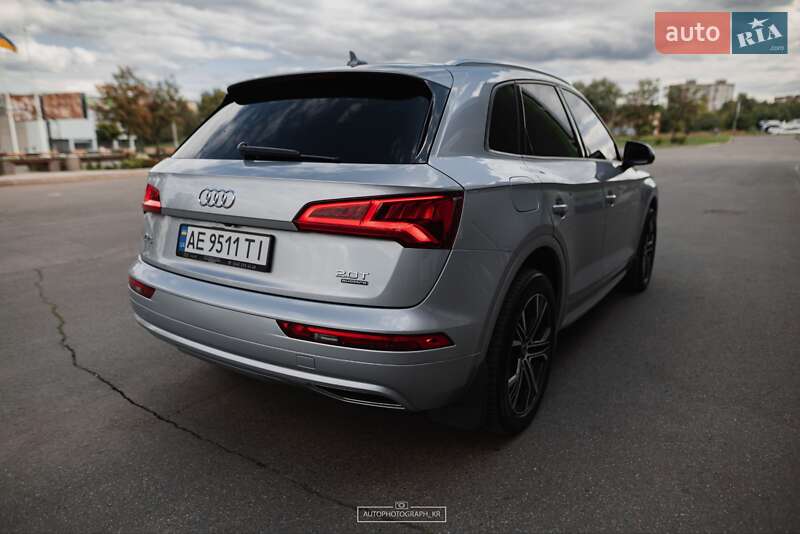 Внедорожник / Кроссовер Audi Q5 2018 в Кривом Роге