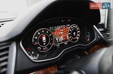 Внедорожник / Кроссовер Audi Q5 2018 в 