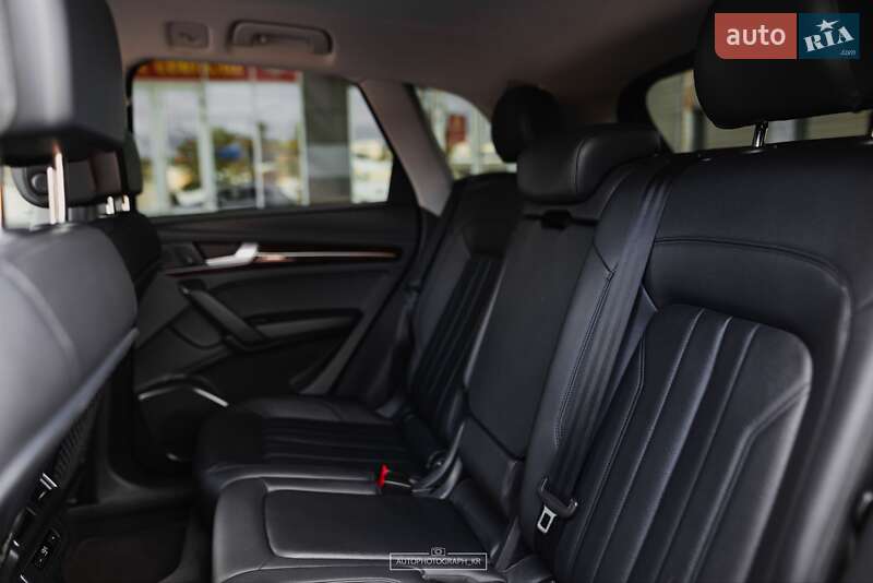 Внедорожник / Кроссовер Audi Q5 2018 в Кривом Роге