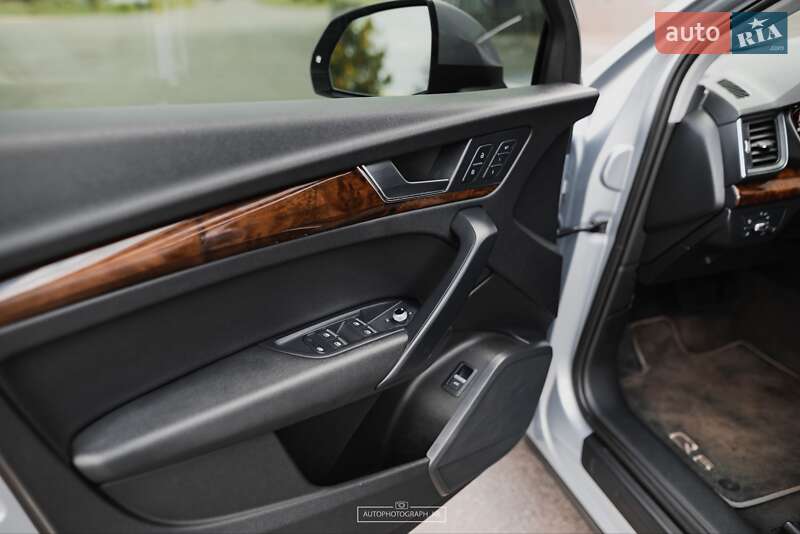 Внедорожник / Кроссовер Audi Q5 2018 в Кривом Роге