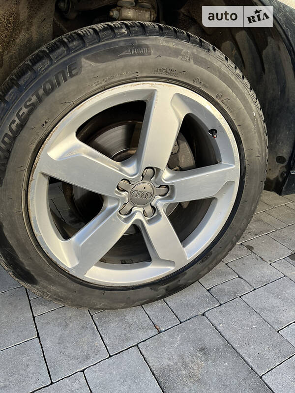 Внедорожник / Кроссовер Audi Q5 2010 в Калуше