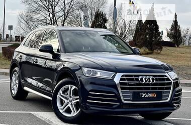 Внедорожник / Кроссовер Audi Q5 2019 в 