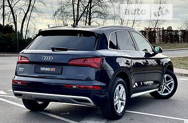 Внедорожник / Кроссовер Audi Q5 2019 в 