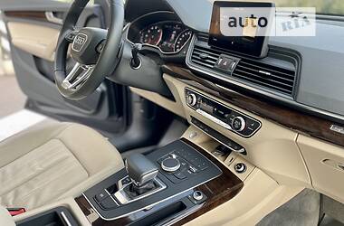 Внедорожник / Кроссовер Audi Q5 2019 в 