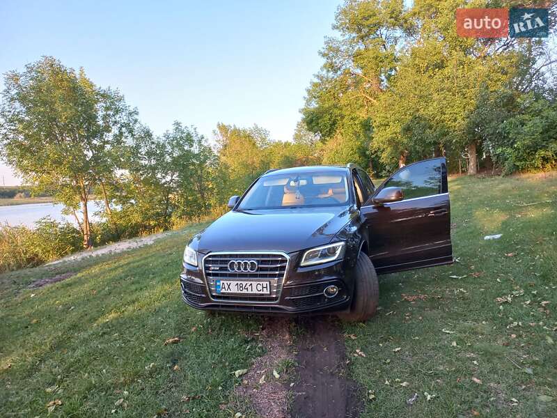 Внедорожник / Кроссовер Audi Q5 2012 в Лозовой