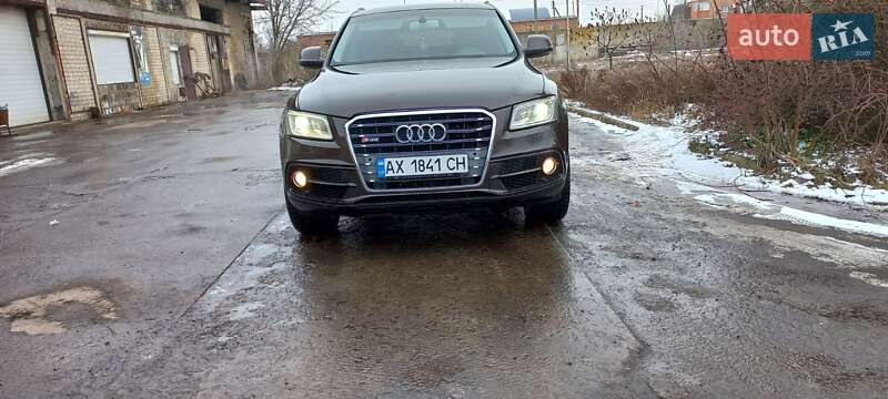 Внедорожник / Кроссовер Audi Q5 2012 в Лозовой