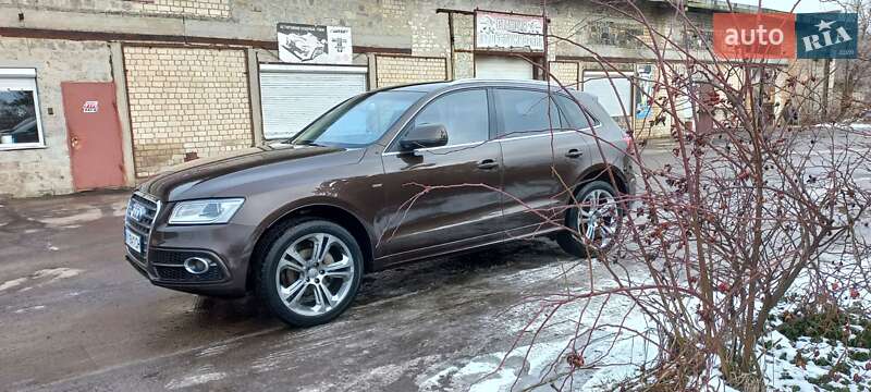 Внедорожник / Кроссовер Audi Q5 2012 в Лозовой