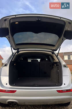 Внедорожник / Кроссовер Audi Q5 2012 в 