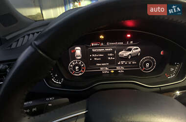 Внедорожник / Кроссовер Audi Q5 2018 в 