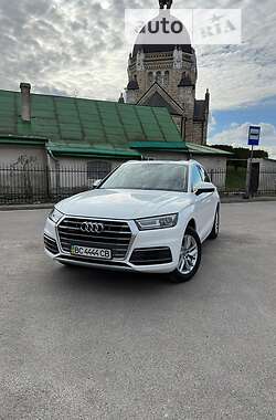 Позашляховик / Кросовер Audi Q5 2019 в Львові