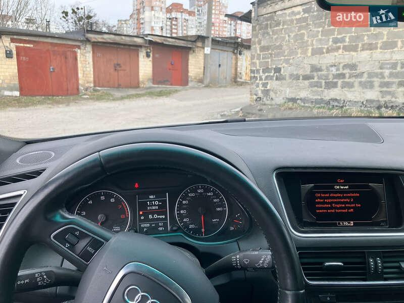Внедорожник / Кроссовер Audi Q5 2010 в Дрогобыче