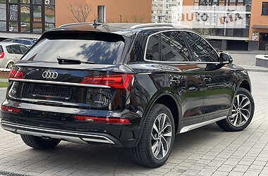 Внедорожник / Кроссовер Audi Q5 2020 в 